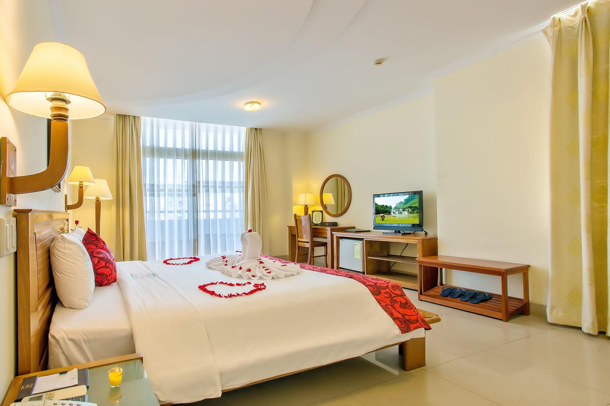 Golden Sea Hotel Дананг Екстериор снимка