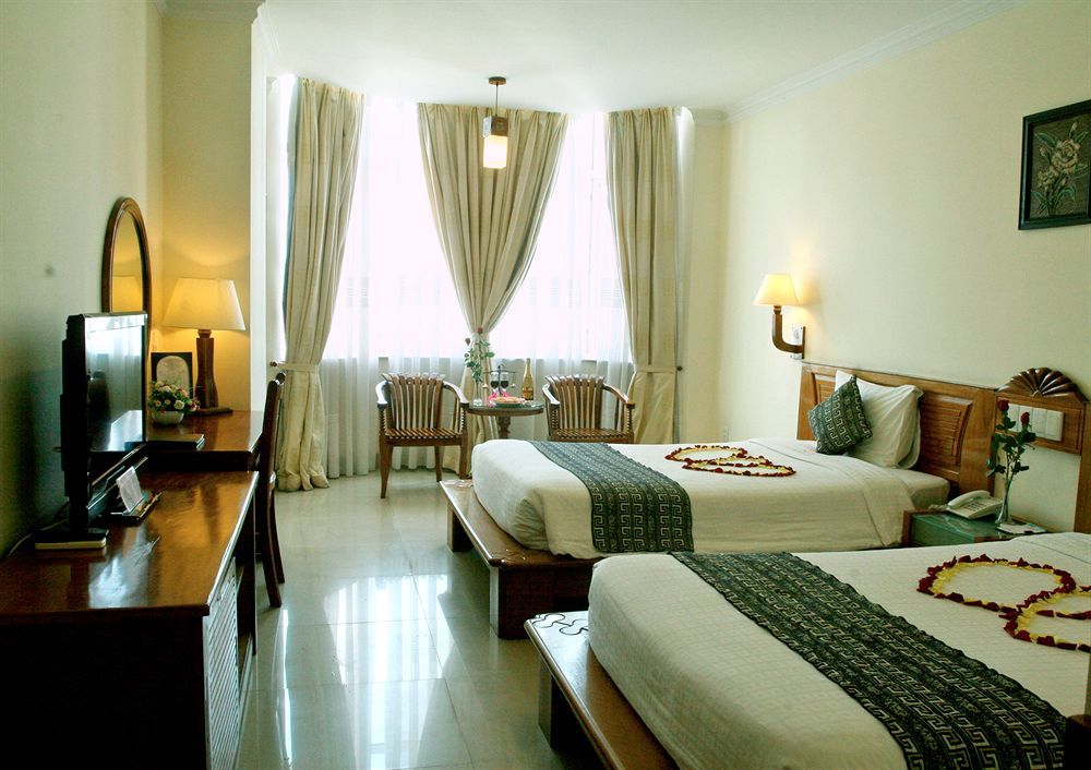 Golden Sea Hotel Дананг Екстериор снимка